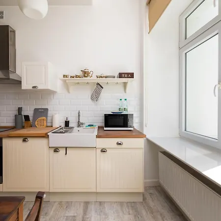 Apartment Hoza Centre By Bookinghost *