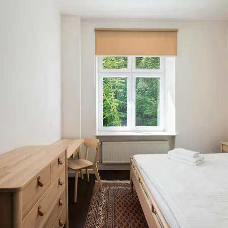 Hoza Centre By Bookinghost Warschau